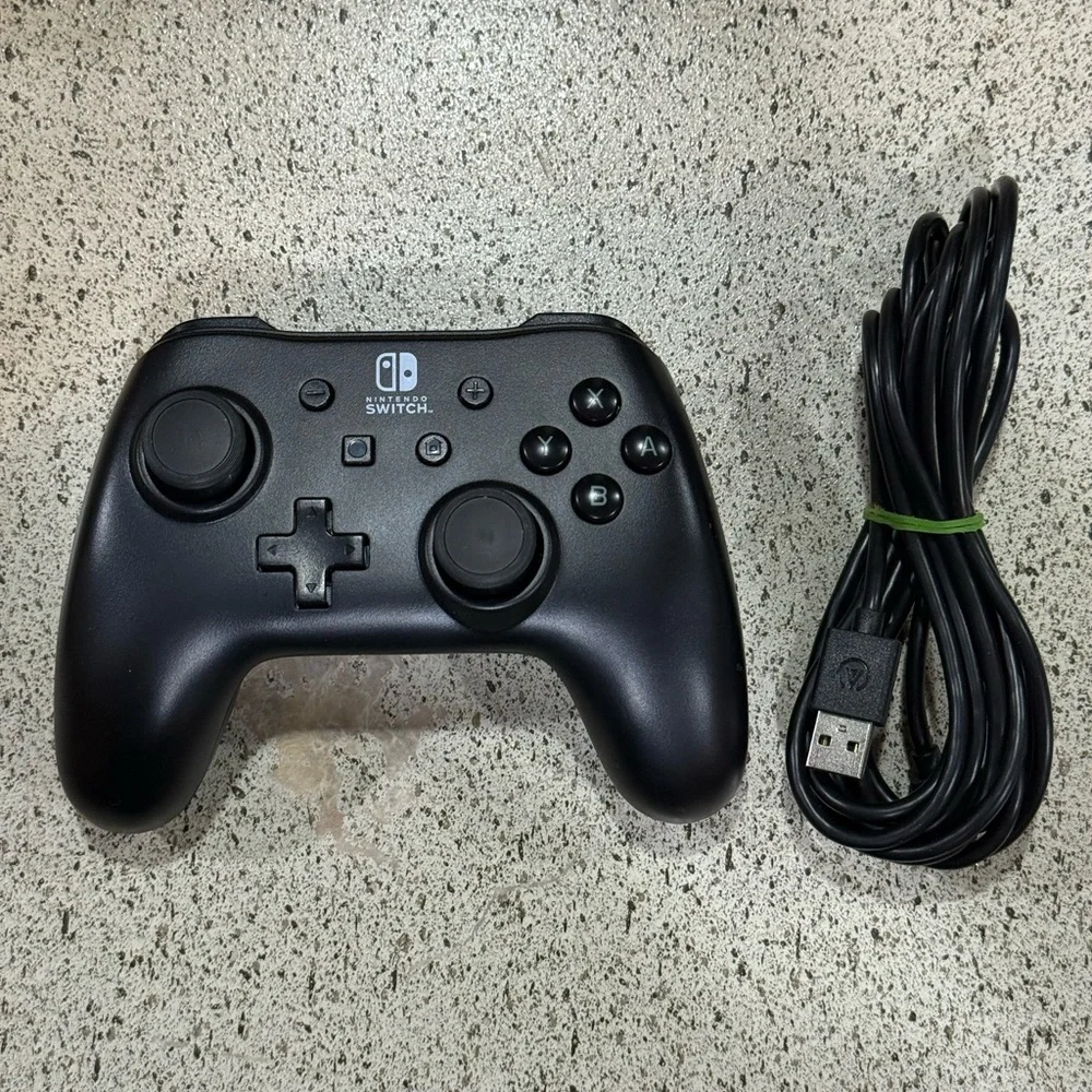 PowerA Wired Controller for Nintendo Switch with 3m USB Cable - Good Condition